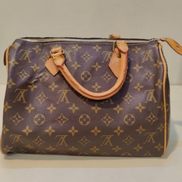 Authentic Louis Vuitton Monogram Speedy 30 with Dustcover - Picture 3 of 15